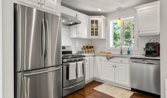 140 Baker Rd, Aptos, CA 95003