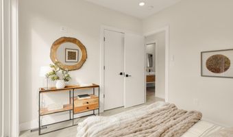502 EDGEWOOD St NE 2, Washington, DC 20017