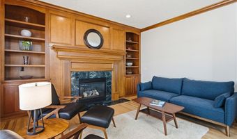 780 S Sussex Ct, Aurora, OH 44202