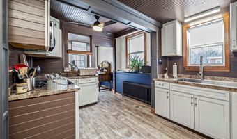 977 W Prospect Rd, Ashtabula, OH 44004