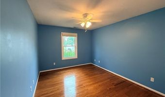 927 Jasara Cir, Baldwin City, KS 66006
