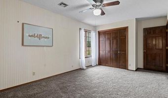 639 Oakridge Dr, Bartlesville, OK 74006
