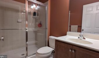 43161 BARNSTEAD Dr, Ashburn, VA 20148