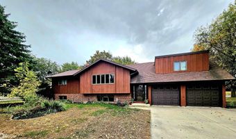 1902 E Lucas St, Algona, IA 50511