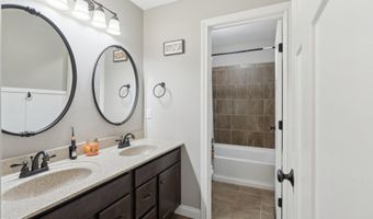 574 Ravensridge Ct, Alexandria, KY 41001