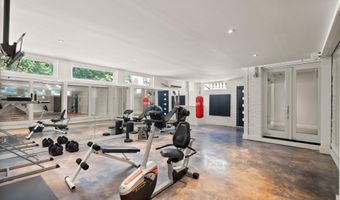 6600 RESERVES HILL Ct, Annandale, VA 22003
