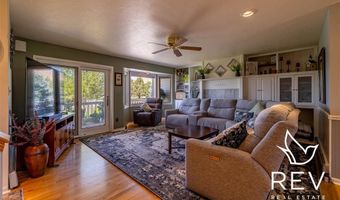 14 Beacon Dr, Cody, WY 82414