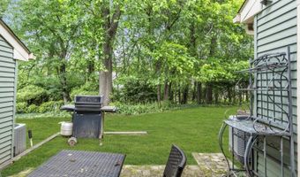 223 Perth Hill Ct, Aberdeen Twp., NJ 07747