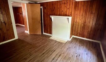 3067 Sr 18, West Point, GA 31833