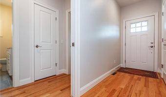 1 Hampton Rd 27, Coventry, RI 02816
