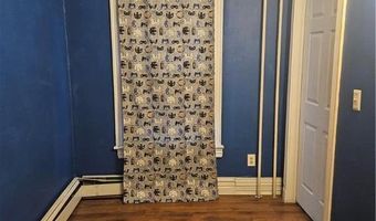 141 Green St, Allentown, PA 18102