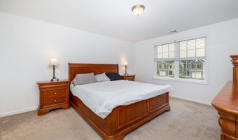 51 Gillette Way 51, Bristol, CT 06010