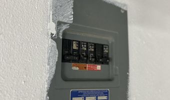 610 NE 19th Ave, Aberdeen, SD 57401