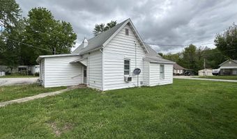 1308 S Seminary St, Bloomfield, IN 47424