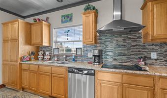 395 Parker Dr, Belgrade, MT 59714