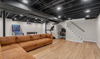 209 Mcnair Rd, Amherst, NY 14221