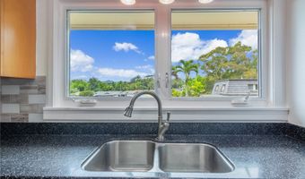 46-425 Kahuhipa St A, Kaneohe, HI 96744