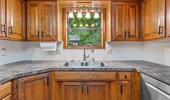 1325 Bynum Rd, Bartlesville, OK 74006