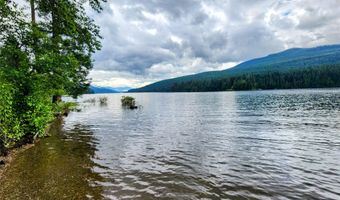 13727 Big Hawk Dr, Bigfork, MT 59911