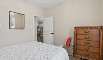 712 W Ashley St, Benton, AR 72015