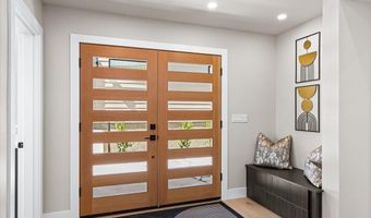 852 Oak St, Ashland, OR 97520