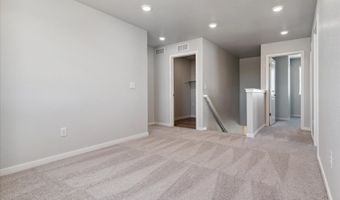 3374 N Irvington St, Aurora, CO 80019