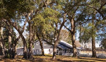 1720 SW 22nd Pl, Bell, FL 32619