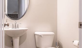 101 Bluegrass Ct, Aberdeen, NC 28315