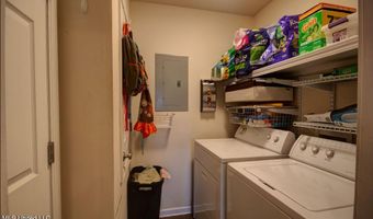 623 Sandpiper Dr, Brandon, MS 39047