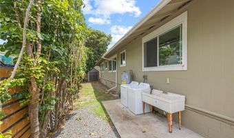 443 Maluniu Ave, Kailua, HI 96734