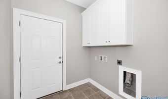 22920 Ledges Dr, Athens, AL 35613