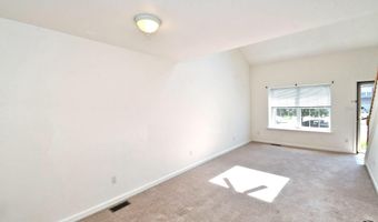 5631 STONECROFT Ln, Allentown, PA 18106