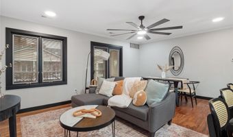 301 SE Delaware Ave 303, Ankeny, IA 50021