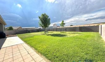 832 Calamity Jane Dr, Carlsbad, NM 88220
