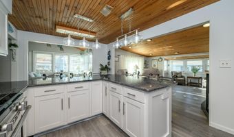 293 Louis Ave, Bayville, NJ 08721