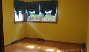 301 N CHURCH St, Albany, IL 61230