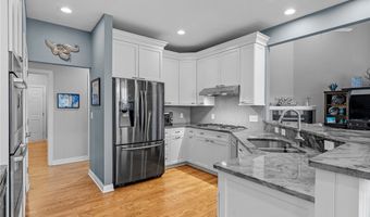 585 Burgess Cir, Aurora, OH 44202