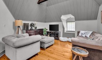 50 Portsmouth Rd, Amesbury, MA 01913