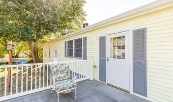 35 Maple, Villas, NJ 08251