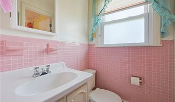 32 Brookfarm Rd, North Providence, RI 02904
