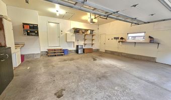 2510 Bobbie Dr, Aberdeen, SD 57401