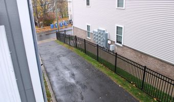 42 Summer St 5, Bristol, CT 06010