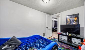 618 W 57th St, Ashtabula, OH 44004
