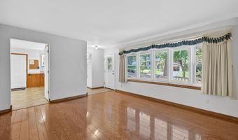 6809 Pilgrim Rd, Madison, WI 53711