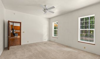 273 FAWN Ln, Azalea, OR 97410