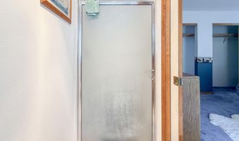2015 THONI Rd, Addy, WA 99101