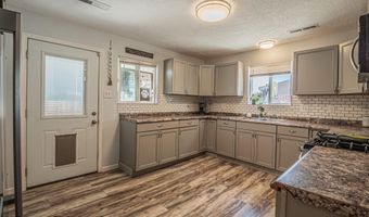 705 APACHE Ave, Aztec, NM 87410