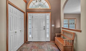 596 Vaughn Trl, Akron, OH 44319