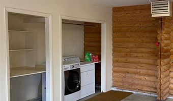 191 Whit Creek Rd, Cody, WY 82414