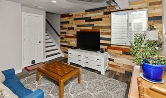 616 NE Pearl Dr, Ankeny, IA 50021